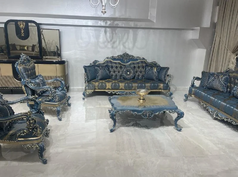 Casa Padrino Luxus Barock Sofa Blau / Gold - Prunkvolles Wohnzimmer Sofa mit elegantem Muster - Barockstil Wohnzimmer Möbel - Luxus Möbel im Barockstil - Edel & Prunkvoll