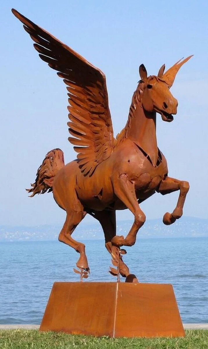 Casa Padrino Luxus Deko Skulptur Pegasus Pferd mit Sockel Rost 288 x 175 x H. 305 cm - Lebensgroße Stahl Skulptur - Riesige Garten Deko Figur - Garten Skulpturen - Metall Skulpturen