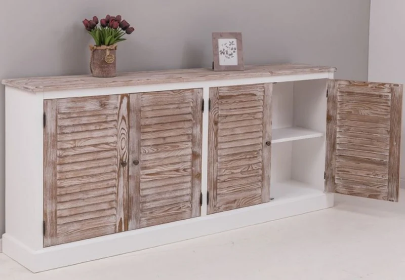 Casa Padrino Landhausstil Sideboard Weiß / Naturfarben 209 x 37 x H. 90 cm - Massivholz Schrank mit 4 Türen - Massivholz Möbel - Esszimmer Möbel - Landhausstil Möbel