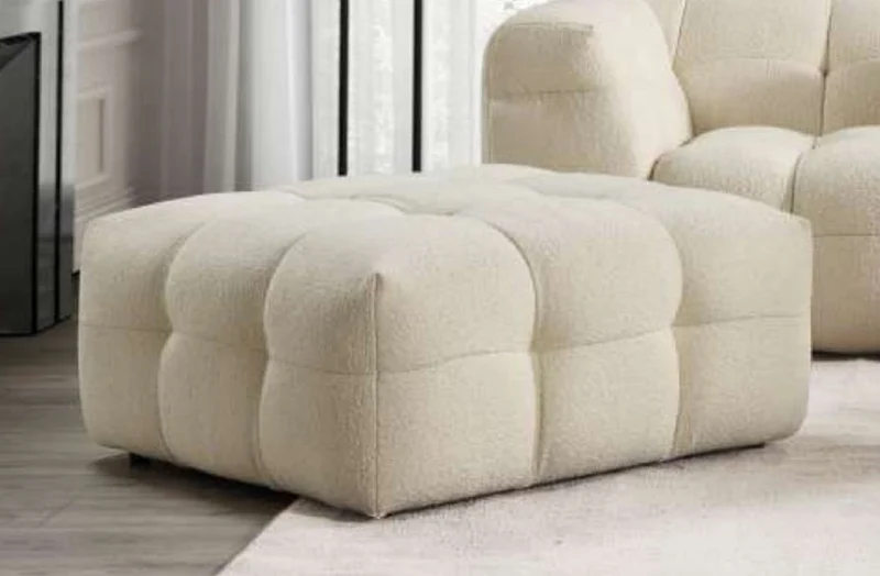 Casa Padrino Luxus Hocker Creme 90 x 90 x H. 43 cm - Quadratischer Wohnzimmer Sitzhocker - Wohnzimmer Möbel - Luxus Möbel - Luxus Einrichtung