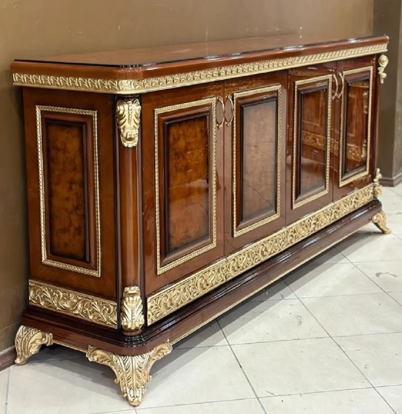 Casa Padrino Luxus Barock Sideboard Braun / Gold - Prunkvoller Massivholz Schrank mit 4 Türen - Luxus Büro Möbel im Barockstil - Barock Möbel - Barock Büro Einrichtung - Edel & Prunkvoll