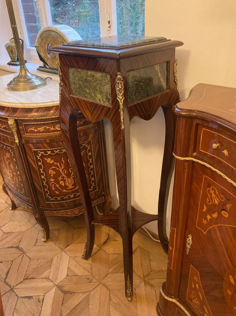 Casa Padrino Barock Säule Braun / Grün / Gold - Handgefertigter Antik Stil Massivholz Beistelltisch mit Marmorplatte - Wohnzimmer Möbel im Barockstil - Antik Stil Möbel - Barock Möbel