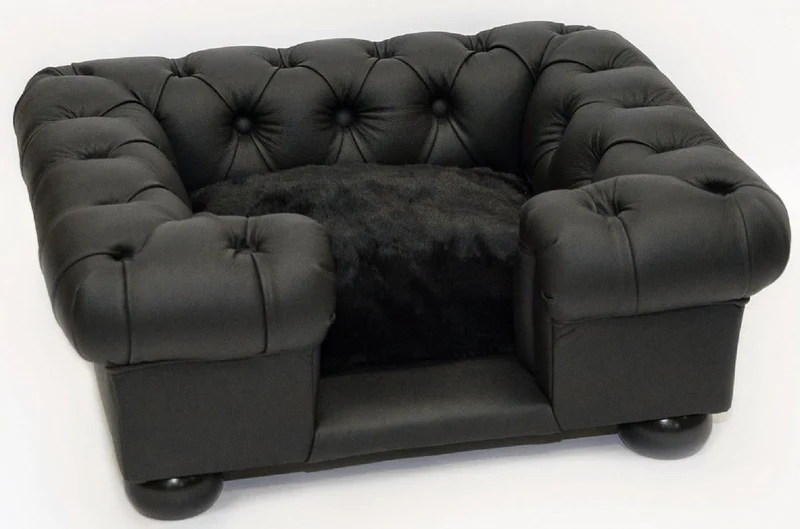 Casa Padrino Luxus Chesterfield Leder Hundebett Schwarz 95 x 75 x H. 37 cm - Rechteckiges Echtleder Hundebett - Chesterfield Tiermöbel - Luxus Tiermöbel - Leder Tiermöbel - Hundemöbel
