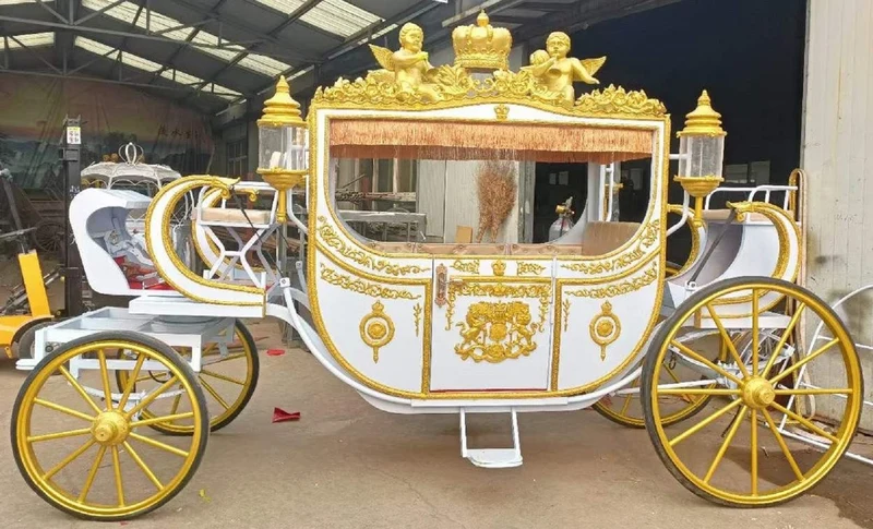 Casa Padrino Barock Pferdekutsche Weiß / Gold - Prunkvolle Kutsche im Barockstil - Barock Hochzeitskutsche - Barock Königskutsche - Barock Möbel - Edel & Prunkvoll