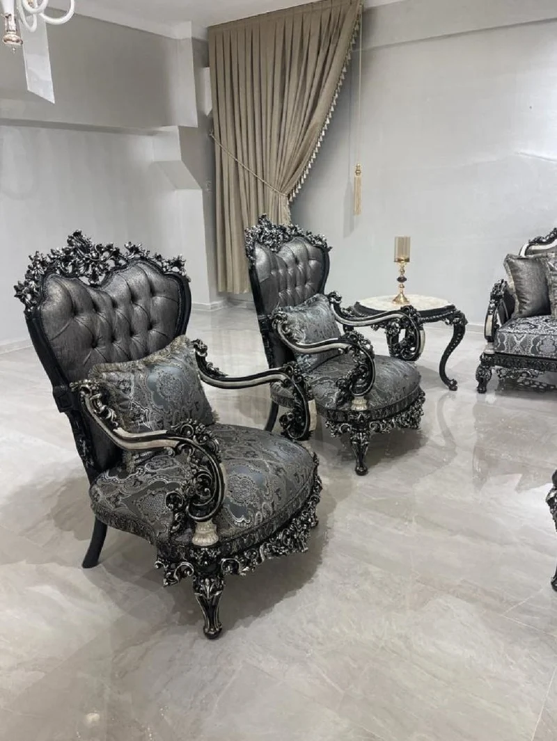 Casa Padrino Luxus Barock Sessel Silber / Weiß / Schwarz / Gold - Prunkvoller Wohnzimmer Sessel - Barockstil Wohnzimmer Möbel - Luxus Möbel im Barockstil - Barock Möbel - Barock Einrichtung