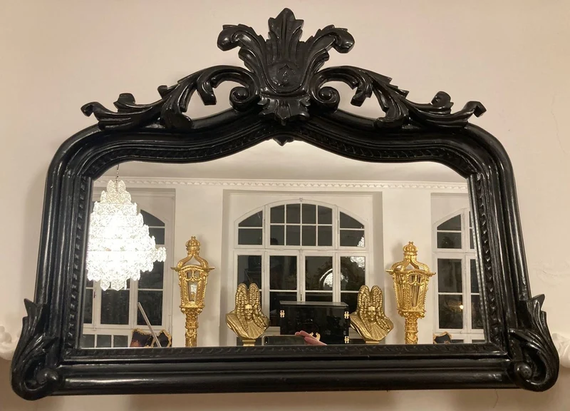 Casa Padrino Barock Spiegel Schwarz - Prunkvoller Wandspiegel mit eleganten Verzierungen - Handgefertigter Barock Garderoben Spiegel - Barockstil Wandspiegel - Barock Möbel - Edel & Prunkvoll