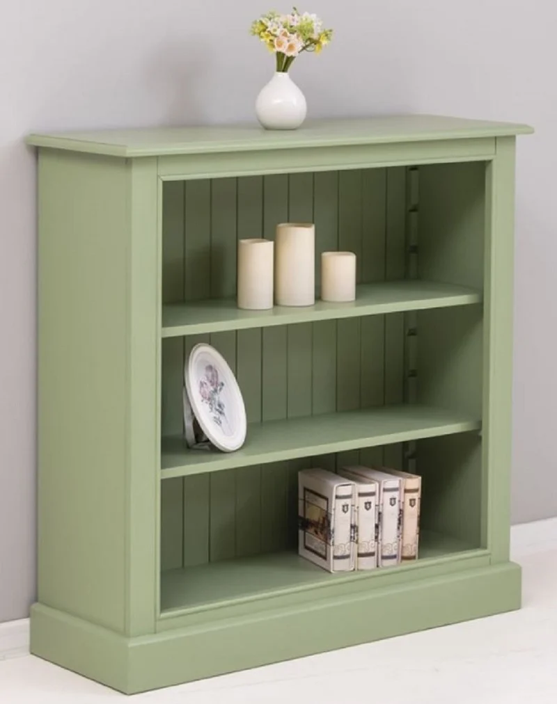 Casa Padrino Landhausstil Bücherschrank Grün 102 x 35 x H. 102 cm - Massivholz Schrank - Regalschrank - Wohnzimmerschrank - Büroschrank - Landhausstil Möbel - Landhausstil Einrichtung