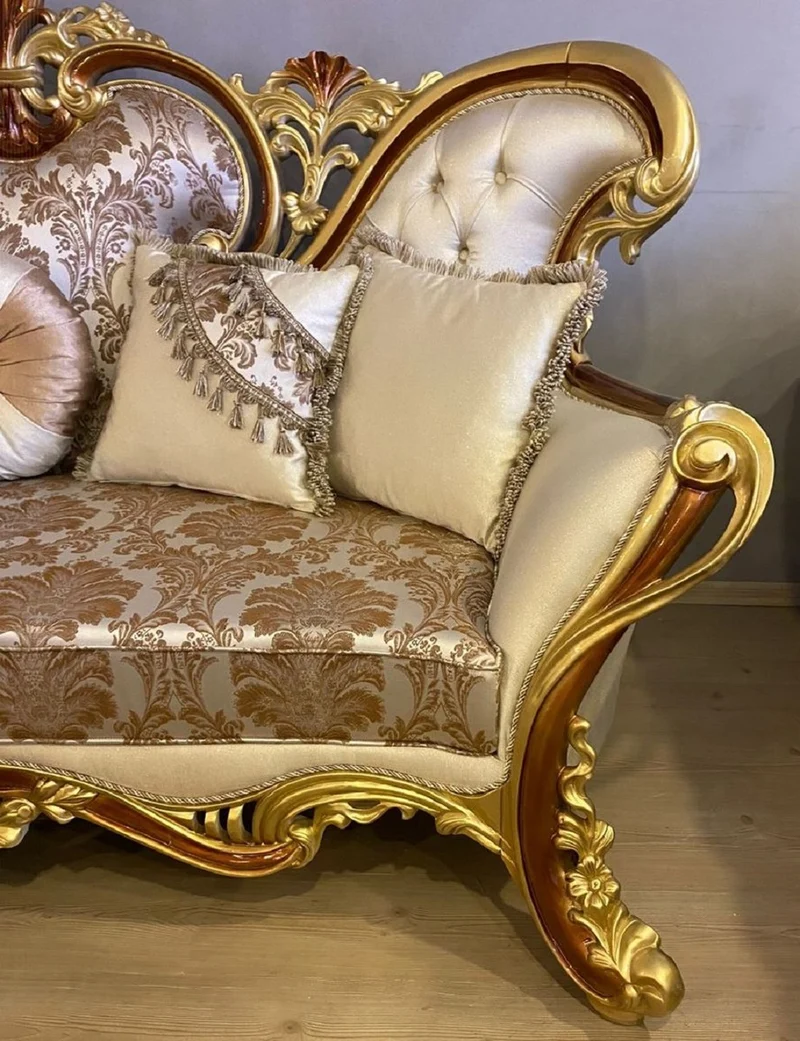 Casa Padrino Luxus Barock Sofa Creme / Silber / Braun / Gold / Braun - Prunkvolles Wohnzimmer Sofa - Barockstil Wohnzimmer Möbel - Luxus Möbel im Barockstil - Prunkvolle Barock Möbel