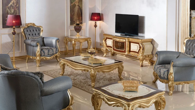 Casa Padrino Luxus Barock Wohnzimmer Set Blau / Gold - 2 Barock Sofas & 2 Barock Sessel & 1 Barock Couchtisch - Luxus Wohnzimmer Möbel im Barockstil - Barock Möbel - Barock Einrichtung