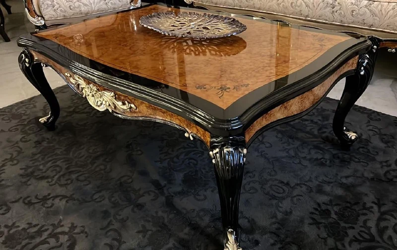 Casa Padrino Luxus Barock Couchtisch Braun / Schwarz / Gold - Massivholz Wohnzimmertisch im Barockstil - Barockstil Wohnzimmer Möbel - Barock Möbel - Barock Einrichtung - Luxus Möbel im Barockstil