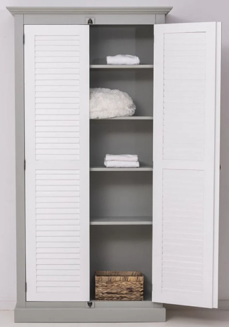 Casa Padrino Landhausstil Kleiderschrank Grau / Weiß 109 x 40 x H. 210 cm - Massivholz Schlafzimmerschrank mit 2 Türen - Landhausstil Schlafzimmer Möbel - Massivholz Möbel im Landhausstil