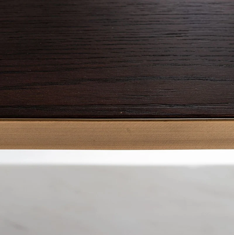 Casa Padrino Luxus Regalschrank Dunkelbraun / Weiß / Messing 120 x 40 x H. 200 cm - Wohnzimmer Möbel - Wohnzimmer Einrichtung - Luxus Möbel - Luxus Einrichtung - Möbel Luxus