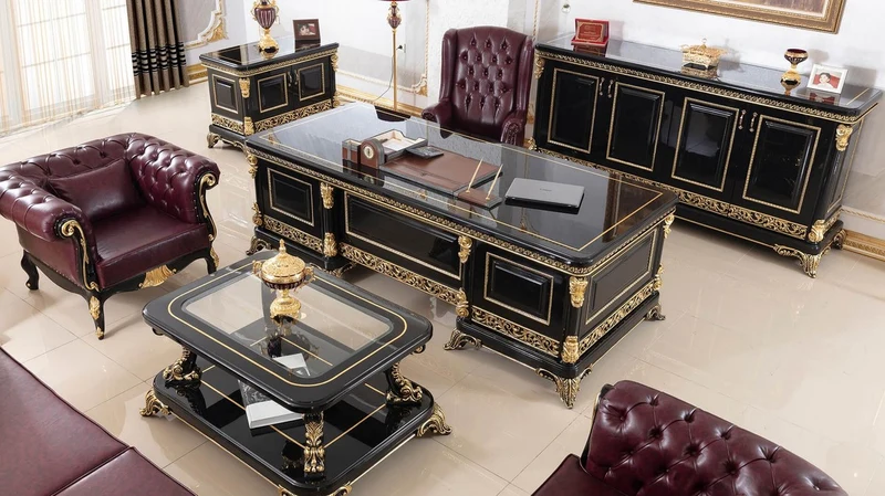 Casa Padrino Luxus Barock Couchtisch mit Glasplatte Schwarz / Gold - Prunkvoller Massivholz Wohnzimmertisch im Barockstil - Barock Wohnzimmer Möbel - Edel & Prunkvoll
