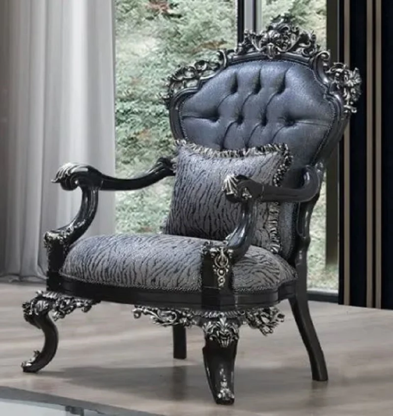 Casa Padrino Luxus Barock Sessel Blau / Grau / Schwarz / Silber - Prunkvoller Wohnzimmer Sessel mit elegantem Muster - Barock Wohnzimmer & Hotel Möbel - Edel & Prunkvoll