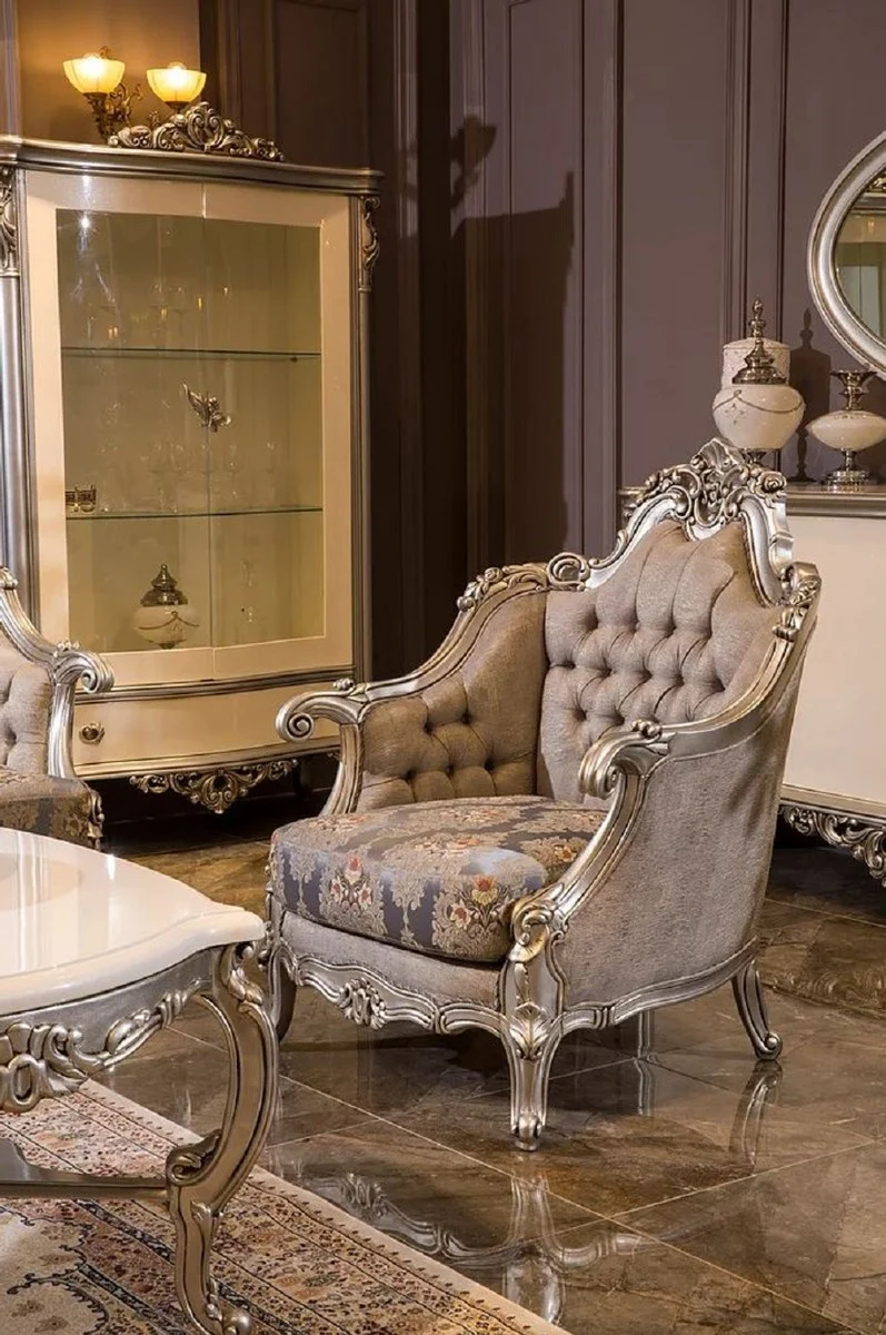 Casa Padrino Luxus Barock Wohnzimmer Set Grau / Blau / Silber - 2 Barock Sofas & 2 Barock Sessel & 1 Barock Couchtisch - Wohnzimmer Möbel im Barockstil - Barock Möbel - Barock Einrichtung