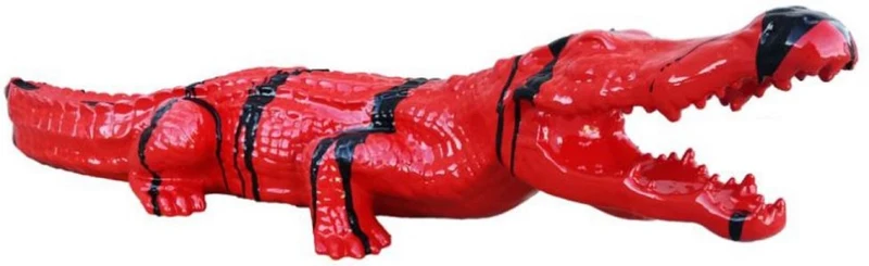 Casa Padrino Luxus Deko Skulptur Krokodil Rot / Schwarz 108 cm - Wetterbeständige Gartenskulptur - XXL Deko Skulptur - XXL Deko Figur - Tierfigur - Garten Deko - Luxus Deko Accessoires