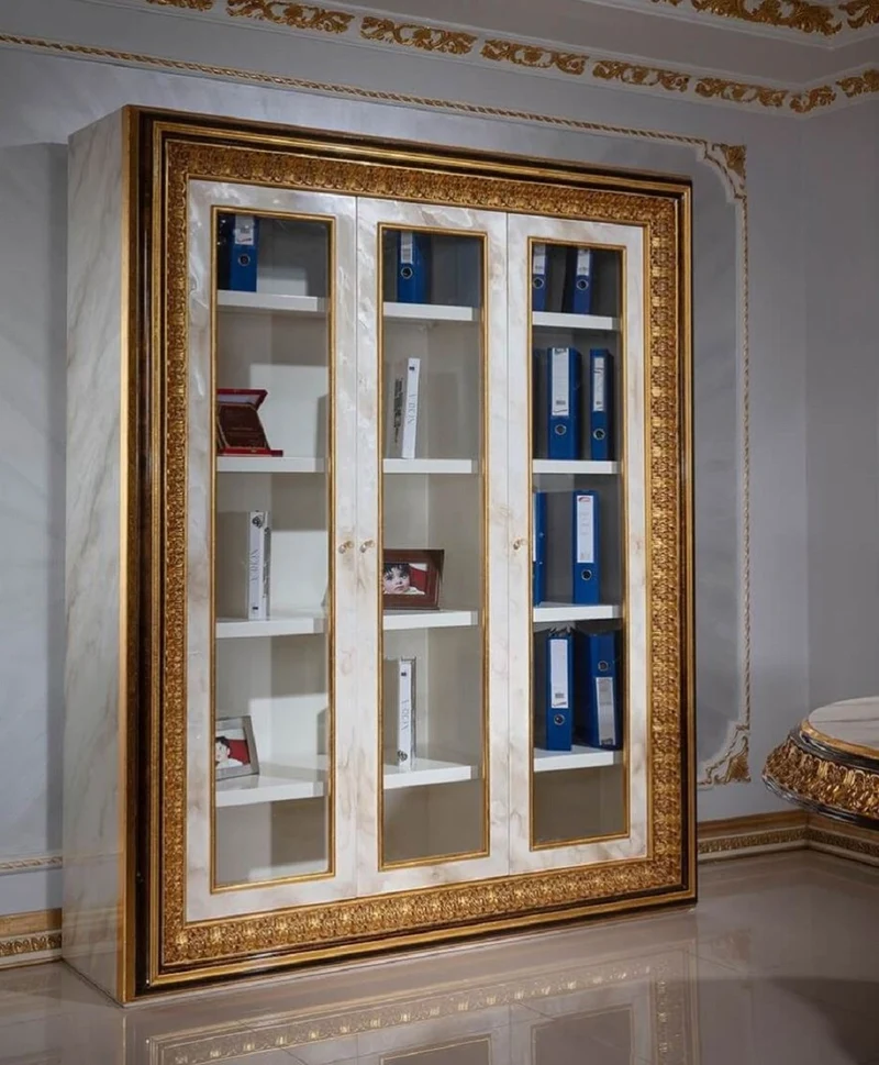 Casa Padrino Luxus Barock Bücherschrank Weiß / Dunkelbraun / Gold - Prunkvoller Massivholz Schrank mit 3 Glastüren - Handgefertigte Barock Büro Möbel - Edel & Prunkvoll