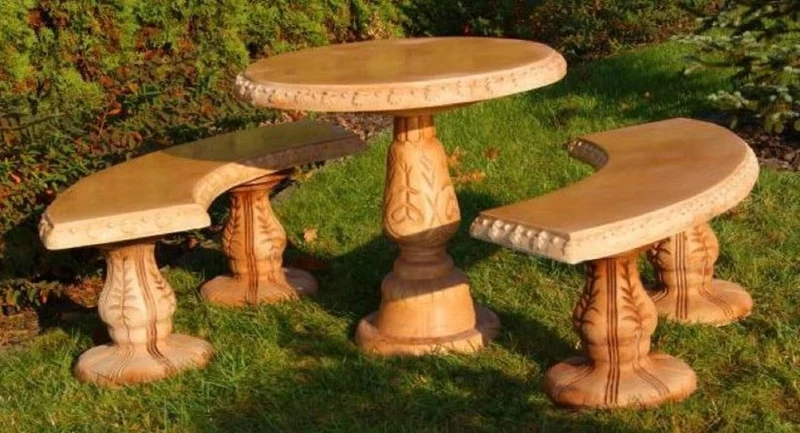 Casa Padrino Stein Gartenmöbel Set Beige - 1 Runder Gartentisch & 2 Gebogene Gartenbänke - Orientalische Garten & Terrassen Möbel