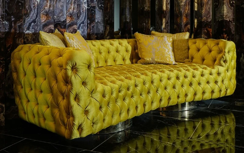 Casa Padrino Luxus Chesterfield Sofa Gelb / Silber 270 x 98 x H. 78 cm - Modernes Wohnzimmer Sofa - Chesterfield Wohnzimmer Möbel - Luxus Kollektion