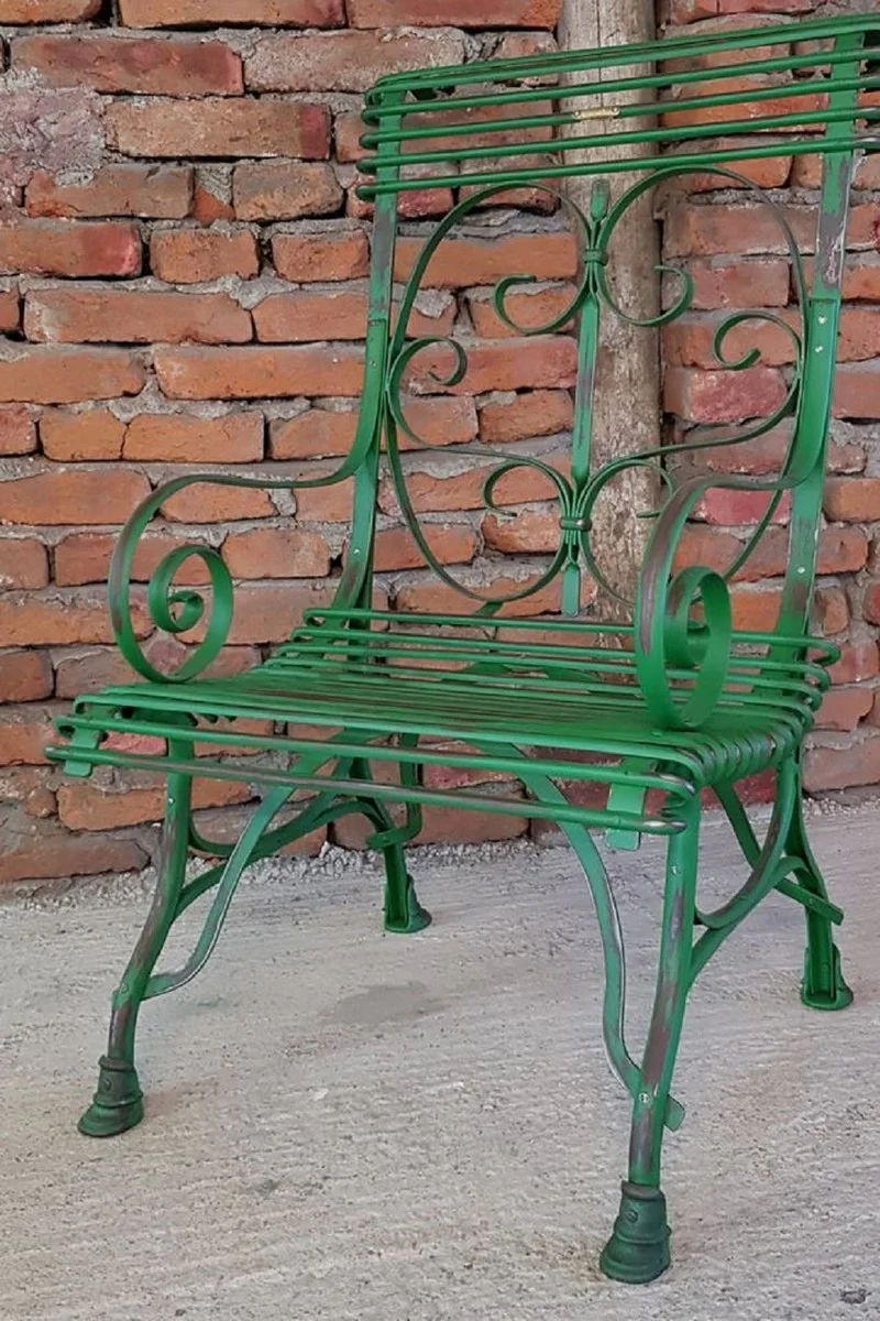 Casa Padrino Jugendstil Gartenstuhl Antik Grün 64 x 66 x H. 114 cm - Handgefertigter Schmiedeeisen Stuhl mit Armlehnen - Nostalgische Garten Möbel