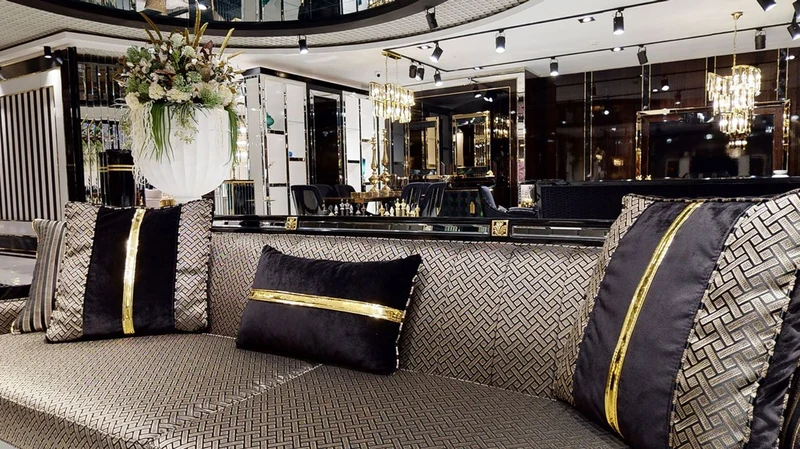 Casa Padrino Luxus Art Deco Sofa Gold / Cremefarben / Schwarz / Gold - Art Deco Wohnzimmer & Hotel Möbel - Luxus Kollektion