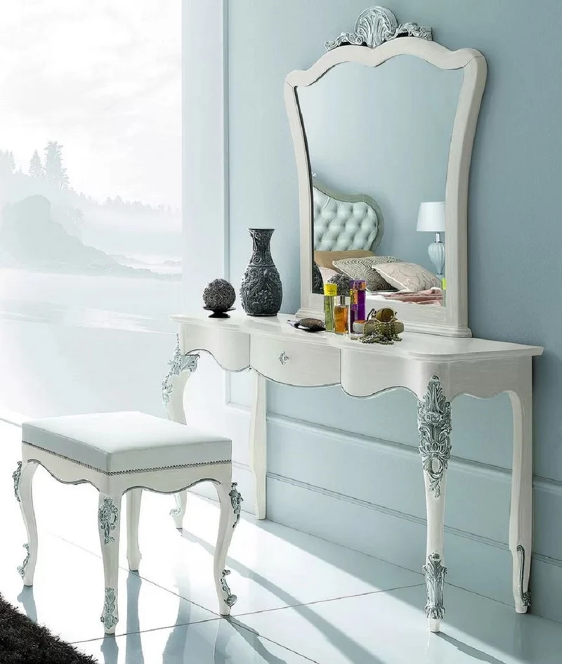 Casa Padrino Luxus Barock Schlafzimmer Set - 1 Barock Schminkkonsole & 1 Barock Wandspiegel & 1 Barock Hocker - Barock Schlafzimmer & Hotel Möbel - Luxus Qualität - Made in Italy