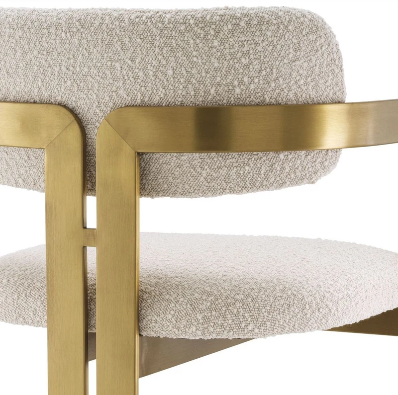 Casa Padrino Luxus Barstuhl Creme / Messing 53 x 44,5 x H. 107 cm - Gepolsterter Edelstahl Barhocker - Luxus Barmöbel