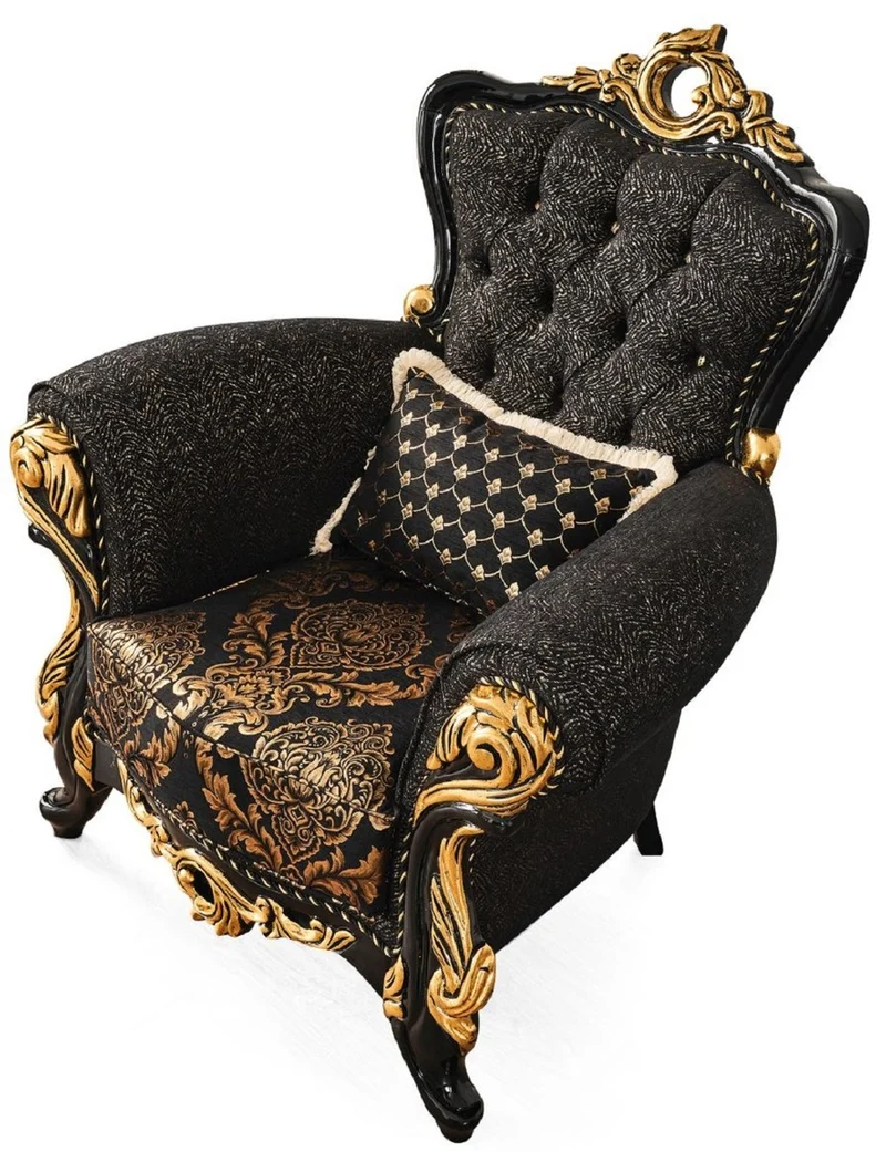 Casa Padrino Luxus Barock Sessel Schwarz / Gold 103 x 80 x H. 126 cm - Prunkvoller Wohnzimmer Sessel mit Muster und dekorativem Kissen - Barock Wohnzimmer Möbel