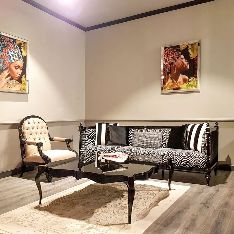 Casa Padrino Luxus Barock Sofa Zebra / Schwarz - Handgefertigtes Wohnzimmer Sofa im Barockstil - Edle Barock Wohnzimmer Möbel