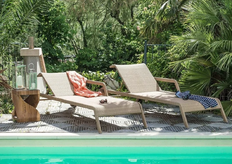 Casa Padrino Luxus Gartenliege Naturfarben 224 x 75 x H. 51 cm - Handgewebte Wetterbeständige Liege - Moderne Poolliege - Garten Möbel - Hotel Möbel