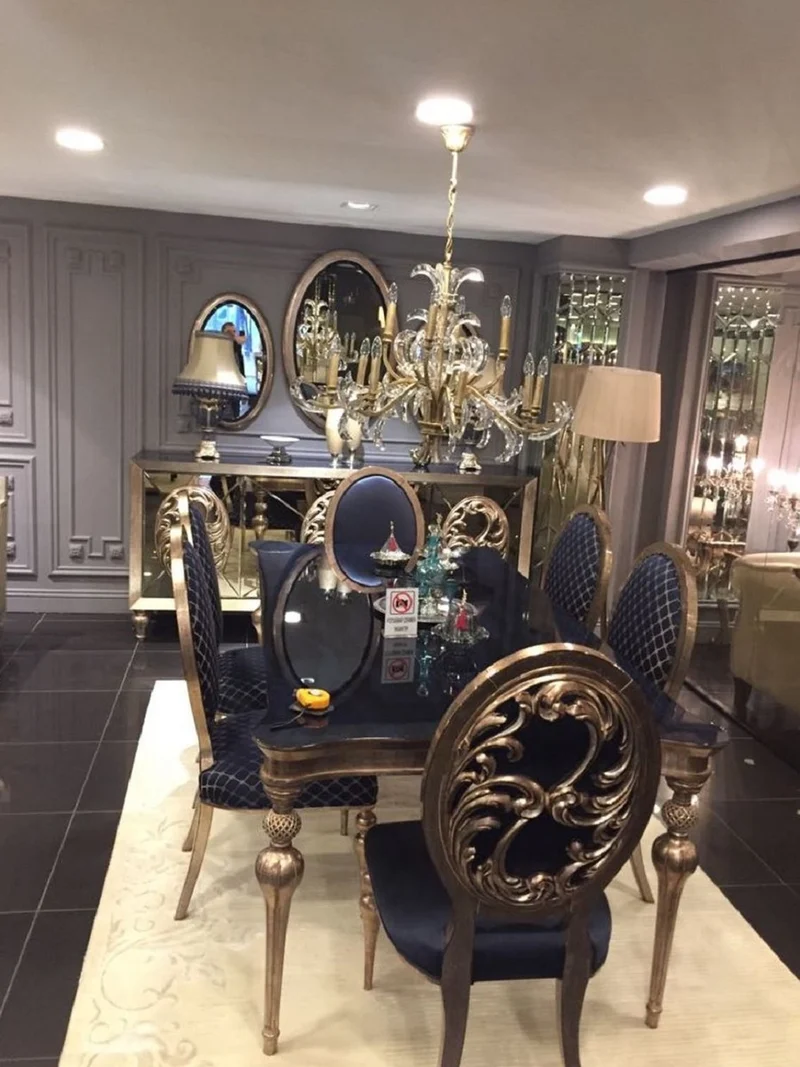 Casa Padrino Luxus Barock Esszimmer Set Blau / Antik Gold - 1 Esszimmertisch & 6 Esszimmerstühle - Barock Esszimmer Möbel - Edel & Prunkvoll