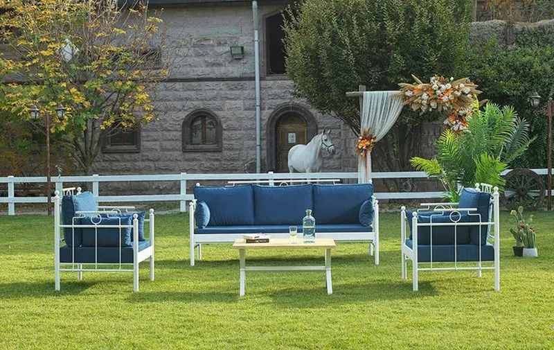 Casa Padrino Jugendstil Gartenmöbel Set Blau / Weiß - 1 Sofa & 2 Sessel & 1 Tisch - Garten & Terrassen Möbel im Jugendstil