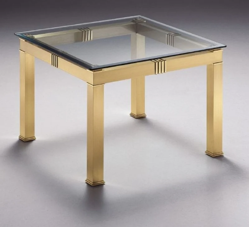 Casa Padrino Luxus Beistelltisch Messingfarben 70 x 70 x H. 48 cm - Quadratischer Messing Tisch mit Glasplatte - Luxus Wohnzimmer Möbel