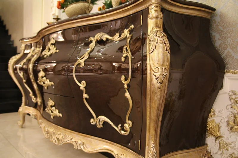 Casa Padrino Luxus Barock Kommode mit Wandspiegel Dunkelbraun / Gold - Handgefertigter Massivholz Schrank mit elegantem Spiegel - Prunkvolle Möbel im Barockstil