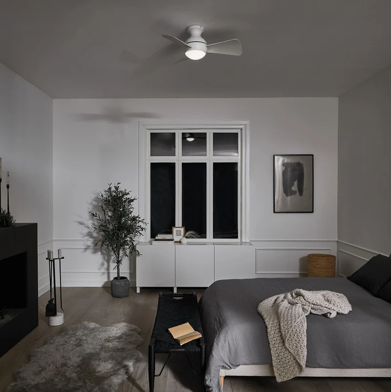 Casa Padrino Luxus Deckenventilator Matt Weiß 86 x H. 28 cm - Moderner dimmbarer Ventilator mit LED Beleuchtung und Fernbedienung - Luxus Kollektion