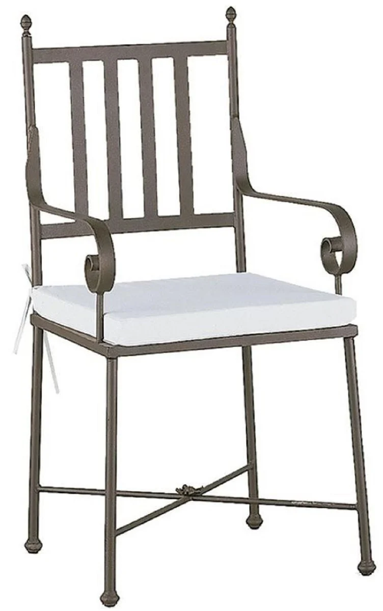Casa Padrino Luxus Jugendstil Gartenstuhl Set mit Armlehnen und Sitzkissen Braun / Weiß 47 x 50 x H. 103 cm - Handgeschmiedete Esszimmer Stühle - Esszimmer Garten Terrassen Möbel