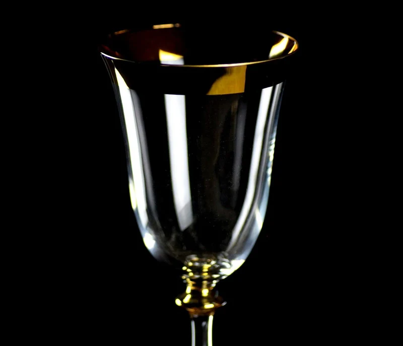 Casa Padrino Luxus Barock Weißweinglas 6er Set Gold Ø 8 x H. 20 cm - Handgefertigte Weingläser - Hotel & Restaurant Accessoires - Luxus Qualität