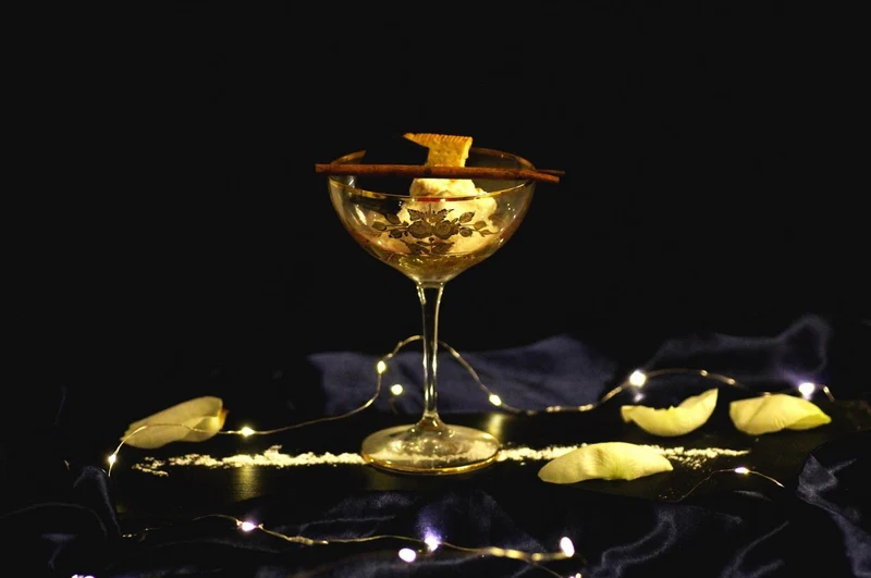 Casa Padrino Luxus Barock Champagnerglas 6er Set Gold Ø 11,5 x H. 16 cm - Handgefertigte und handgravierte Champagner Gläser - Hotel & Restaurant Accessoires - Luxus Qualität