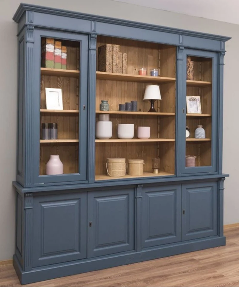 Casa Padrino Landhausstil Wohnzimmerschrank Blau / Naturfarben 223 x 51 x H. 228 cm - Massivholz Schrank - Bücherschrank - Regalschrank - Landhausstil Möbel