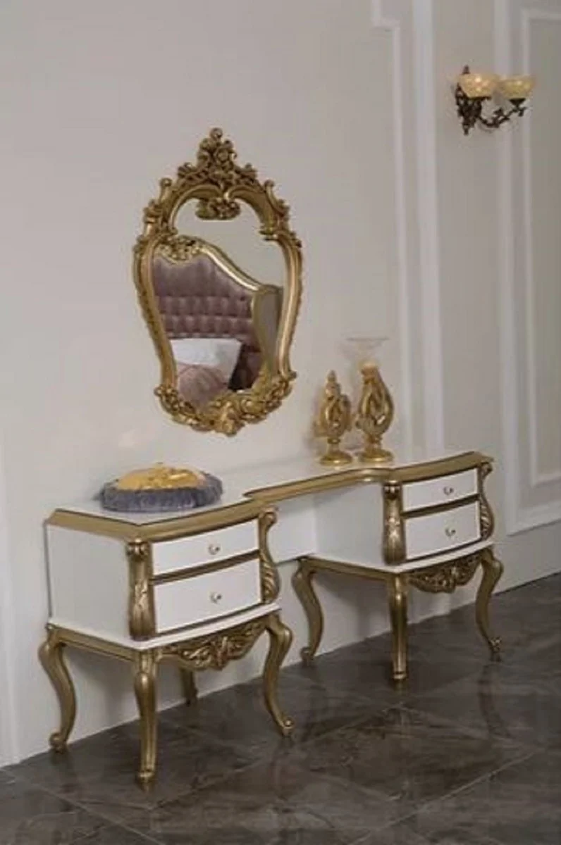Casa Padrino Luxus Barock Schlafzimmer Kommode mit elegantem Wandspiegel Weiß / Gold - Massivholz Schrank mit Spiegel - Schlafzimmer Möbel im Barockstil - Edel & Prunkvoll