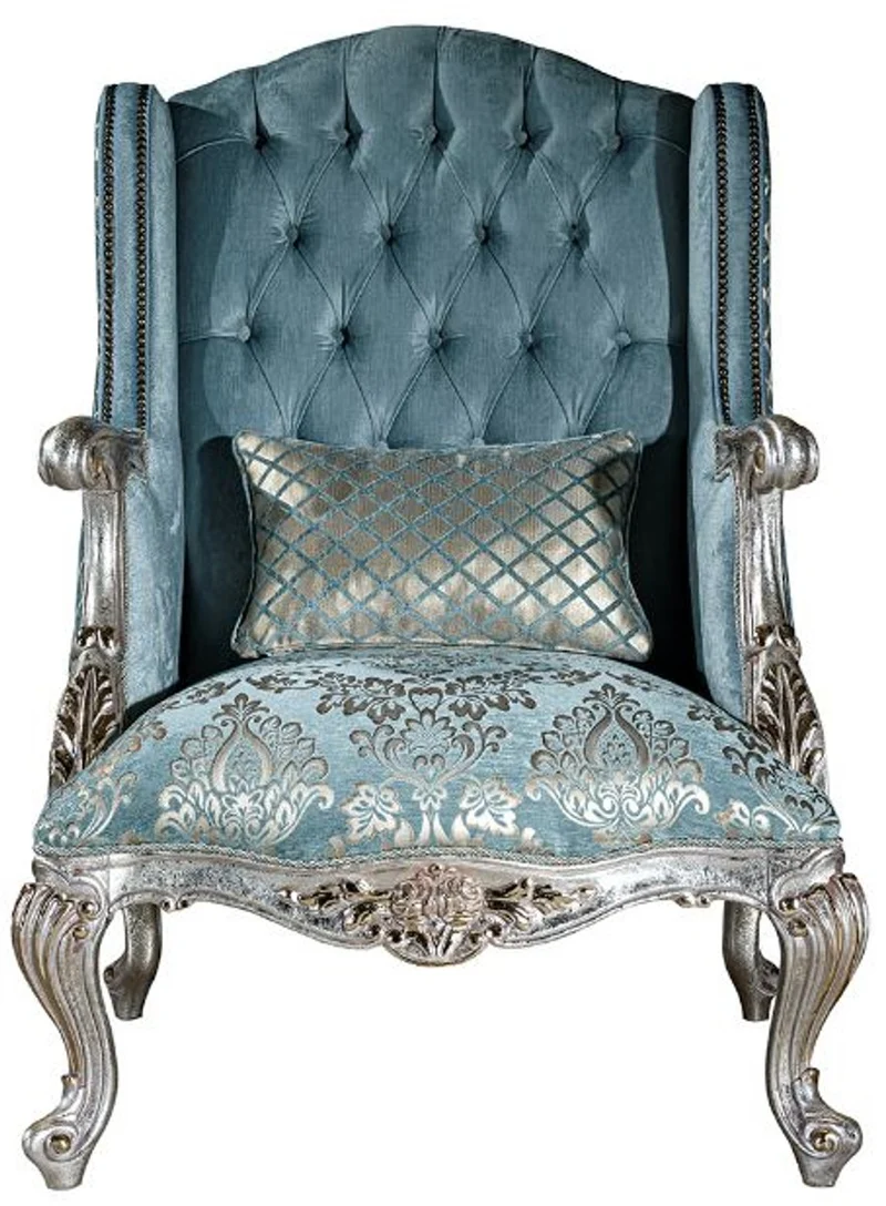 Casa Padrino Luxus Barock Ohrensessel Hellblau / Silber / Gold 77 x 80 x H. 113 cm - Wohnzimmer Sessel mit elegantem Muster und dekorativem Kissen - Barock Wohnzimmer Möbel