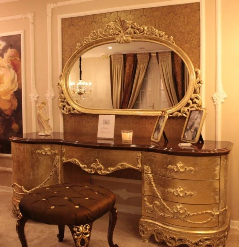 Casa Padrino Luxus Barock Schlafzimmer Set Braun / Gold - 1 Schminkkommode & 1 Spiegel & 1 Hocker mit Glitzersteinen - Prunkvolle Schlafzimmer Möbel im Barockstil - Luxus Qualität