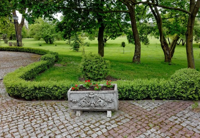 Casa Padrino Barock Blumenkübel Antik Grau 36 x 81 x H. 43 cm - eckiges Blumengefäß im Barockstil - Blumenkübel - Pflanzkübel Jugendstil