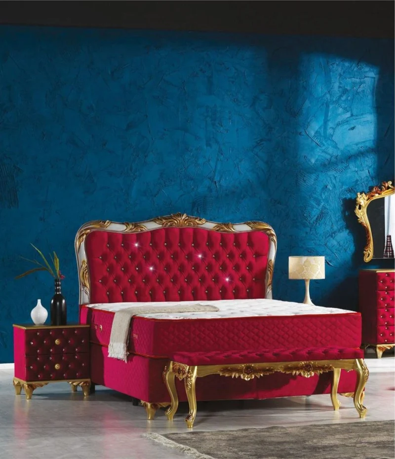 Casa Padrino Barock Samt Bett Bordeauxrot / Silber / Gold - Prunkvolles Doppelbett mit Glitzersteinen und Matratze - Schlafzimmer Möbel im Barockstil