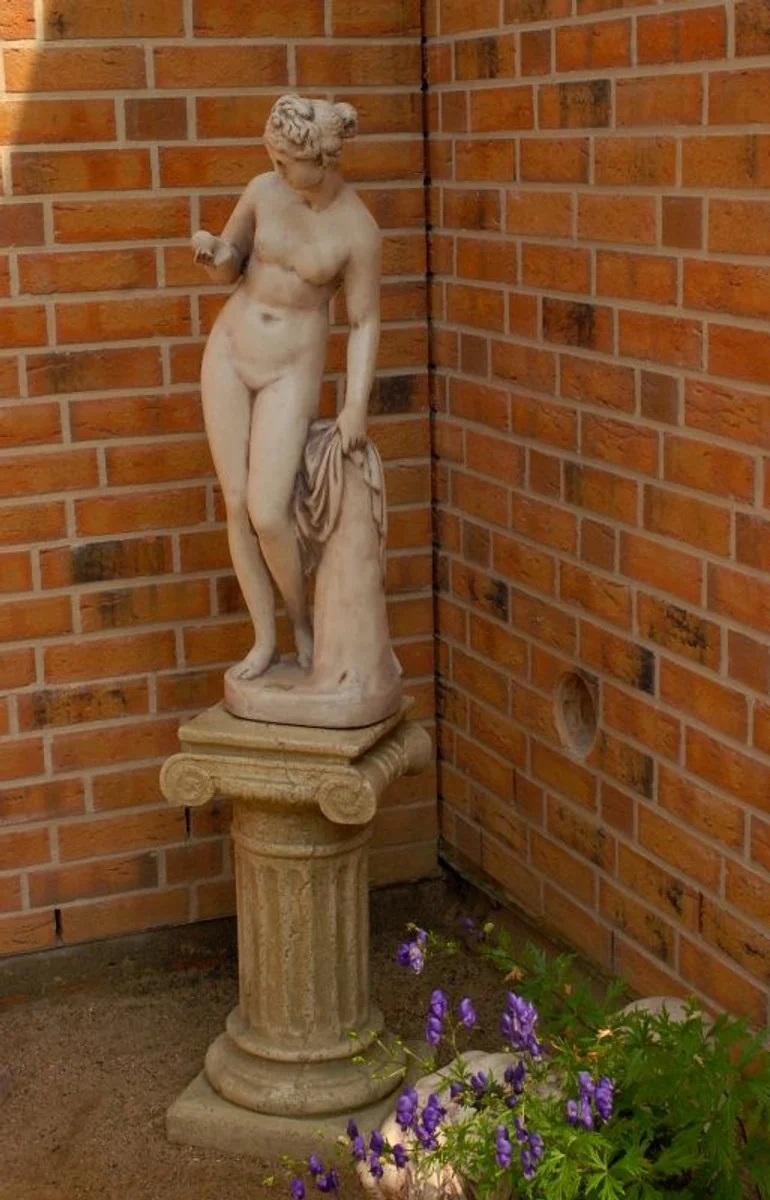 Casa Padrino Jugendstil Skulptur Venus mit Apfel Antik Stil Grau 27 x H 94 cm Antikstil - Barock Gartendeko - Schwer und Massiv