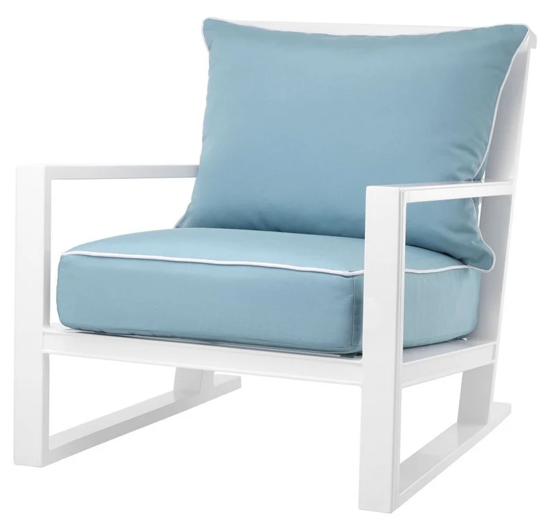 Casa Padrino Luxus Sessel mit Kissen Weiß / Hellblau 70 x 88 x H. 78 cm - Sessel aus hochwertigen strapazierbarem Aluminium - Wohnzimmermöbel - Gartenmöbel - Gastronomie Möbel