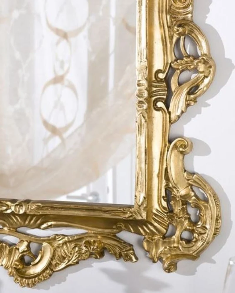 Casa Padrino Luxus Barock Wandspiegel Gold 82 x 6 x H. 128 cm - Prunkvoller Spiegel im Barockstil - Barock Möbel