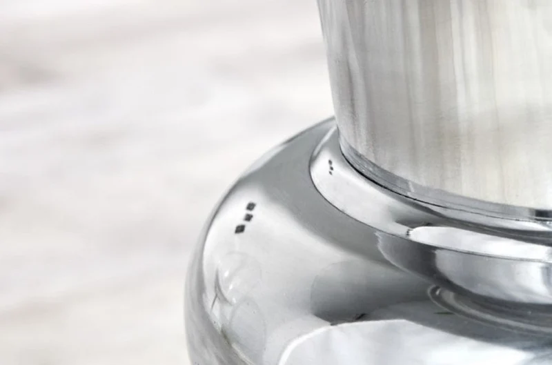 Casa Padrino Designer Aluminium Vase Silber Ø 35 x H. 60 cm - Luxus Blumenvase im Pokal Design