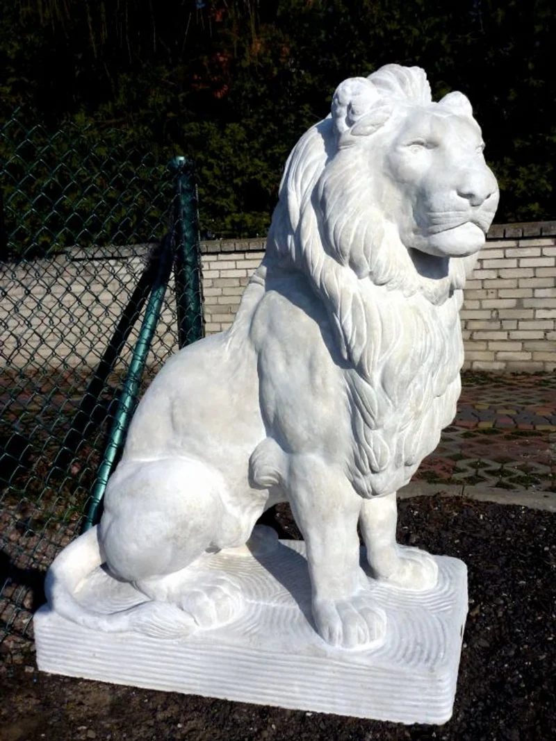 Casa Padrino Luxus Skulptur Sitzender Löwe 52 x 102 x H. 140 cm - Prunkvolle Gartendeko Figur