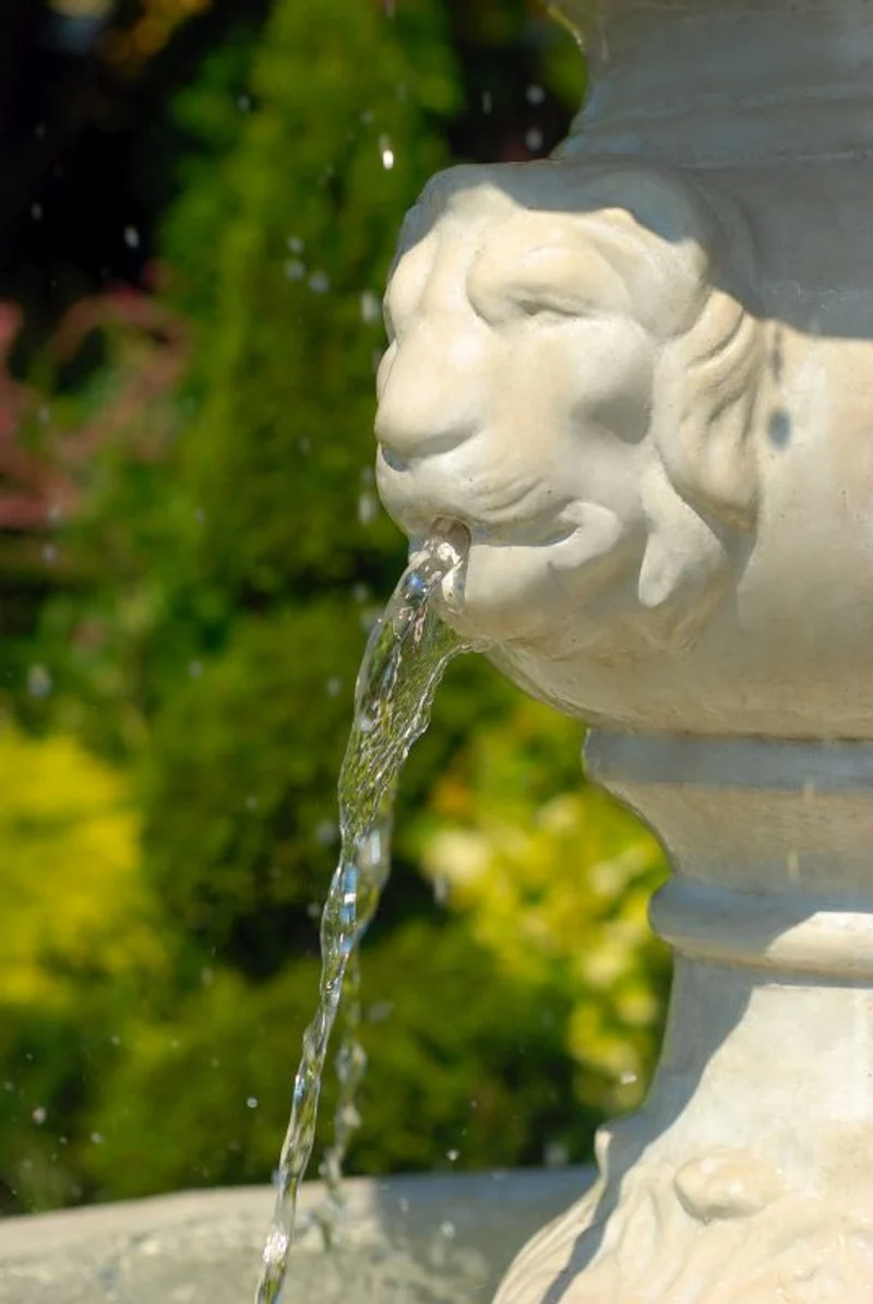 Casa Padrino Barock Kunststein Springbrunnen / Gartenbrunnen Ø 150 x H. 280 cm - Gartendeko Brunnen